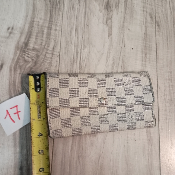 Authentic LOUIS VUITTON Damier Azur Portefeuille Sarah Long Wallet - Picture 16 of 16